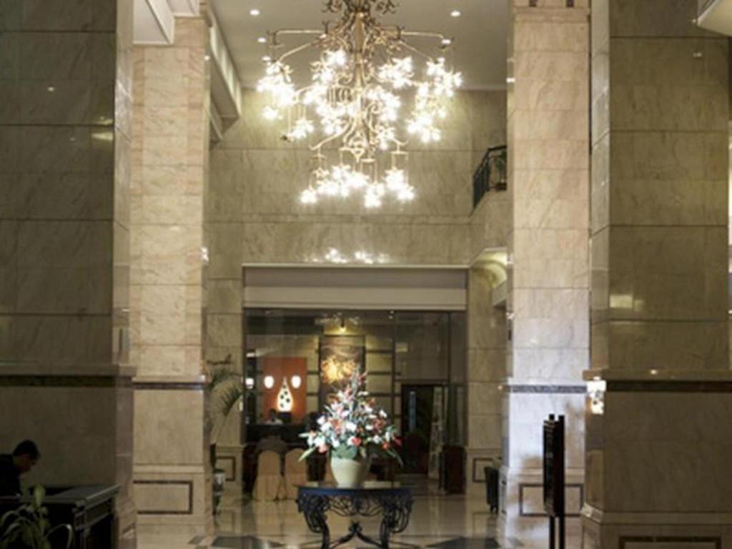 Grand Cempaka Business Hotel Джакарта Екстер'єр фото