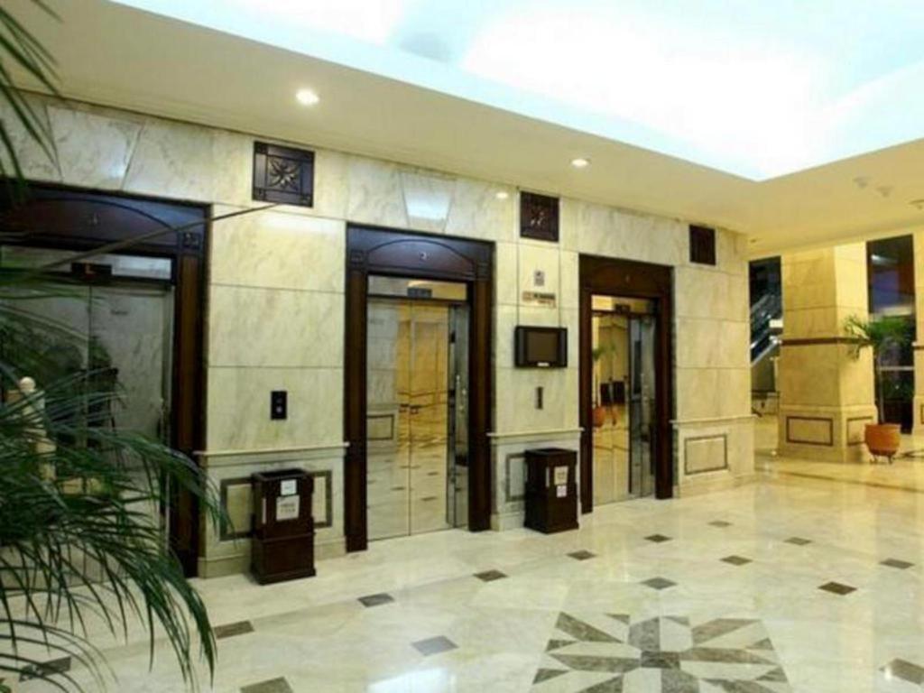 Grand Cempaka Business Hotel Джакарта Екстер'єр фото